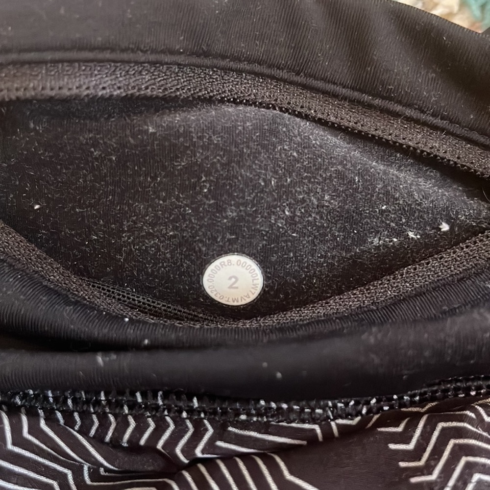 Lululemon, old pattern - Picture 4 of 4